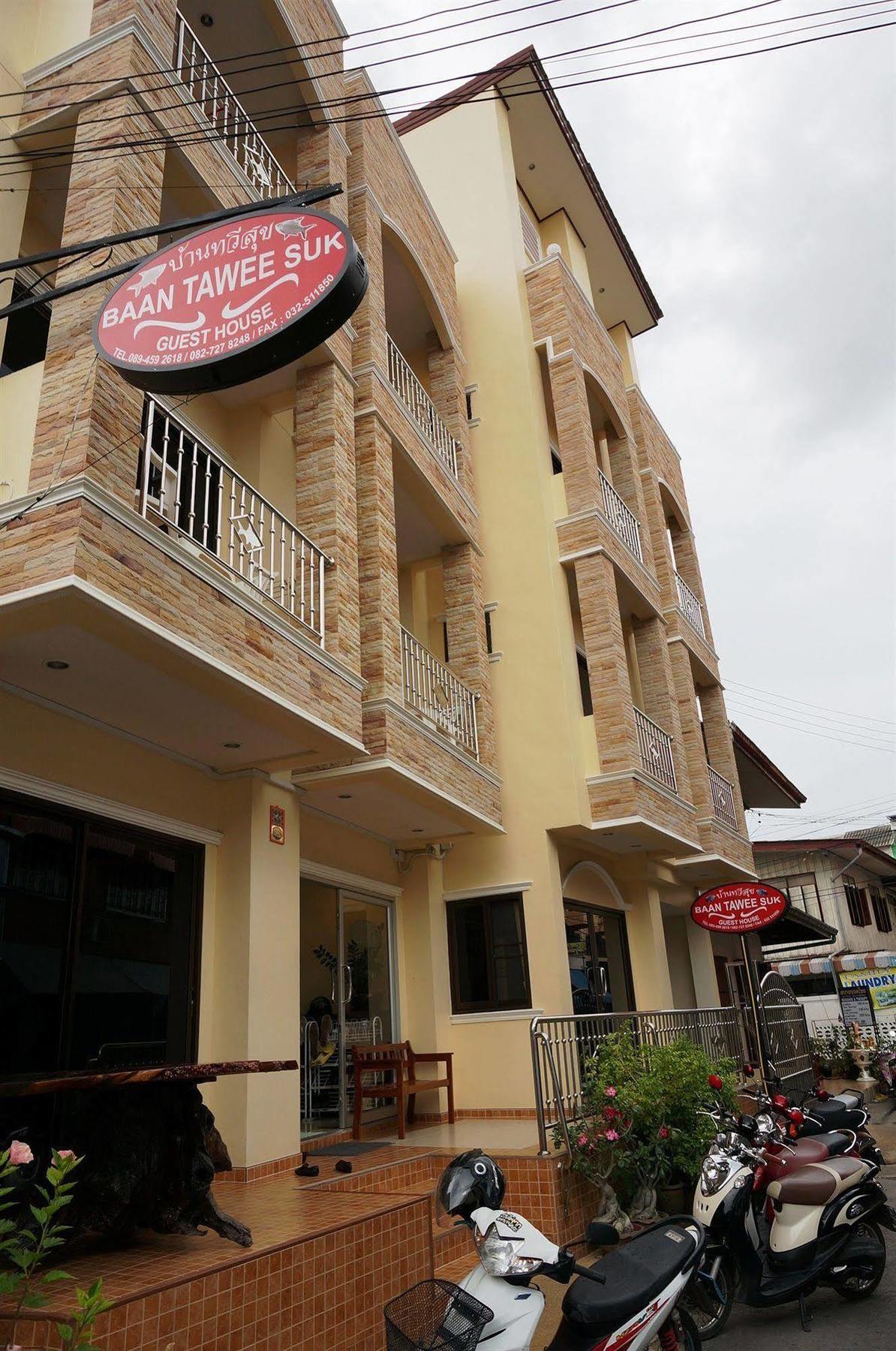 Baan Taweesuk Guest House HHQ Buitenkant foto